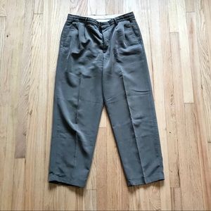 2 pairs men’s pants
